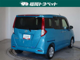 色はきれいなターコイズブルーマイカメタリックです。