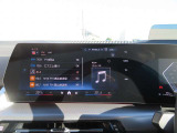 ◆iDriveを装備。操作系統をディスプレイから独立させることで、人間工学に基づいた最適な運転環境を実現しております。◆