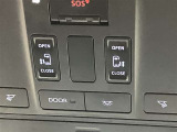 運転席天井部のサテライトスイッチです。