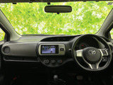 運転席からの視界は広く、運転操作もスムーズに行えます。快適なドライビングをサポートする空間です。