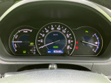 視認性の高いメーター類は、運転に必要な情報をドライバーにわかりやすく伝えます。洗練されたデザインで、運転する楽しみをさらに引き出すでしょう。