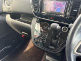 // 【 オートエアコン 】車内温度を感知して自動で温度調整をしてくれるのでいつでも快適な車内空間を創り上げます!//