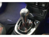 6速MTのお車です♪直感的な操作を楽しむことができます!