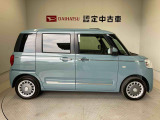 車両右側面からの写真になります。車をご覧になりたい時はお気軽に最寄りの店舗へご相談下さい。