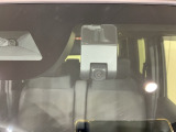先進の安全運転支援システム、HondaSENSINGがもたらす、より高い安心と快適性です。ドライブレコーダー付きで、万が一の場合でも安心です。