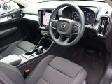 XC40 B4 AWD モメンタム 4WD 