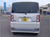 車両入庫時には外装磨きと内装クリーニングを実施しております。納車前にも実施いたしますので、綺麗に快適にお乗りいただけます。