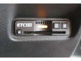 ETC2.0の車載機搭載です!!ETCカードを挿入すれば料金所はノンストップで通過できます。ETC限定の割引や、高速道路の情報提供サービスを利用できます♪