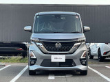 一年間走行距離無限の保証付車、全国3000ヶ所で対応可能。最長2年延長も可能です。