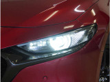 【LEDヘッドライト】省電力で長寿命の明るく運転しやすいLEDヘッドランプです。明るく照らすので暗い夜道からお客様を守ってくれます。お近くの広島マツダまでお越しください。