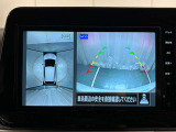 【アラウンドビューモニター】空から見ているような視点でクルマの周囲が確認でき、周囲の状況を知ることで、駐車時に役立ちます♪