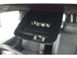 先進の安全装備ついてます。詳しい装備内容、仕様等につきましてはスタッフにお問合せ下さい。