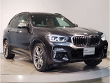 BMWのダイナミック且つエモーショナルなスタイルを印象付けるキャラクターライン(プレスライン)眺めているだけで溜め息の出る美しさです☆