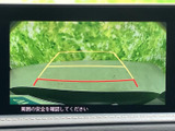 後方確認モニターにより、安全な駐車操作をサポートします。狭い場所でもスムーズな車庫入れが可能です。運転に自信がない方にも安心してお使いいただけます。