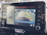 狭い道や駐車時も安心のバックモニター。後方の状況をしっかり確認でき、安全な運転をサポートします。