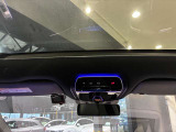 車両は屋内展示しておりますので天候に関係なくごゆっくりコンディションご確認頂けます。車両を倉庫へ保管している場合が御座いますのでご来店前に在庫確認頂けると幸いです。TEL072-784-8800