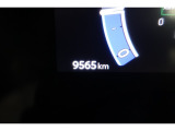 ★撮影時の走行距離は9,565Kmで安心のロングラン保証付きです。