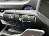 雨天時でもクリアな視界を確保。操作感も良く、運転に集中できます。様々なワイパーモードで、状況に応じた設定が可能です。