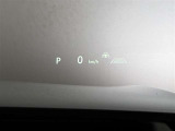 ヘッドアップディスプレイがあれば、大きく視線を動かさなくても速度が分かります!スピードの出し過ぎにも気付けそうですね♪