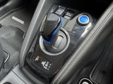 ドライブモード☆SPORT、ECO、STANDARDの3種類のドライブモードを設定☆SPORTモードでは、より力強い加速を体感できます☆