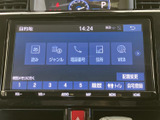 停車中に楽しめるTV機能。長距離移動の際の休憩時間に、ニュースや番組でリフレッシュできます。旅の時間を有効活用しましょう。