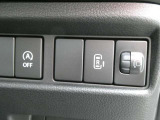 片側電動スライドドアで乗り降りも楽々♪