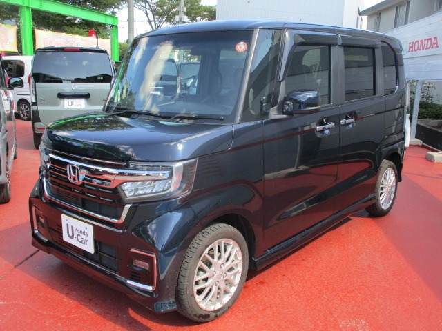 ホンダ N-BOXカスタム 