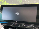 【12.3インチワイドナビ】高級感とインパクトのある大型ワイドナビを装備。各種オーディオ操作はもちろん、横長ワイド画面でのマップ2分割表示など、利便性も高いナビです♪