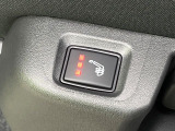 【前席+中列シートヒーター】寒い日に重宝するシートヒーターを後席にも装備!エアコンより早く温まってくれるので寒がりの人も安心ですね♪エアコンの温風は乾燥するから苦手、という方にもをおすすめです。