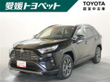 「中古車ハイブリッド保証」付き。ハイブリッド機構を無償で保証します。保証期間は、初度登録年月から10年目まで、またはロングラン保証が終わってから3年間。ただし累計走行距離が20万km以内です。