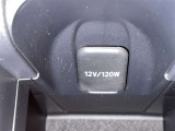 シガーソケット用の充電器が使用可能です!