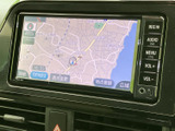 見やすい地図表示で、目的地までスムーズに案内します。運転に集中しながら、安心して運転できます。