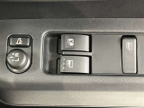 法定点検と車検整備、エンジンオイルをパックにした「ウェインズメンテナンスパスポート」(有料)をご用意しております。詳しくは、スタッフにお尋ねください。