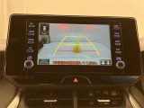 いまや必須装備「ナビゲーション」搭載!知らない場所にスイスイッとドライブ。もう、これなしではハンドルを握れませんね!でも運転中の操作は危険ですのでご注意ですね☆