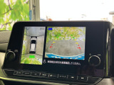 後方確認をサポートするモニターで、安全な運転に貢献。狭い道や駐車場での取り回しも楽になります。運転に不安を感じる方にもおすすめです。