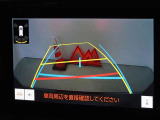 バックガイドモニターを装備しています、車庫入れもラクラクです。