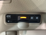 いまや快適なカーライフに欠かせないETCが付いています。