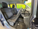 ドライバーによって運転しやすいポジションは異なり、あの車はどうなのか不安なこともありますよね。気になるお車は店頭で乗り込んでご確認いただけます♪