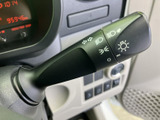 操作しやすいウインカーレバーで、安全確認をスムーズに行えます。直感的に操作できるので安心です。