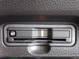 ■【ETC車載器】が装備されています。セットアップをしてお渡しとなり、ETCカードを差し込むだけで高速道路の利用が可能です。