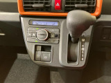 納車前にはプロのメカニックが、各部の点検を行います。ディーラーにしか出来ない品質、そしてサービスできっと満足していただけると思います!