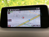 目的地設定もスムーズに行える高機能ナビゲーションシステム。ドライブの計画も安心して進められます。鮮明な画面表示で、運転に集中できます。