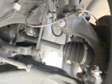 お車を安心してお乗りいただく為には、足回りの定期点検が欠かせません。サービスサポート(有償保証)では無料点検もご提供しており、安心のカーライフをお過ごしいただけるサポート体制が整っています。