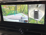 【アラウンドビューモニター】専用のカメラにより、上から見下ろしたような視点で360度クルマの周囲を確認することができます☆死角部分も確認しやすく、狭い場所での切り返しや駐車もスムーズに行えます。