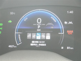 車線逸脱警報などの機能がメーターで操作できます。