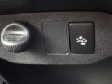 車が気になられましたらお電話かメールでお問い合わせください。他のお客様と商談が重なる場合が増えて来てますので事前にご確認ください。