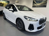 【展示場について】九州エリア最大級の展示場常時30台以上のBMWを展示しております。入庫する予定車両やNET掲載が間に合っていない車両も御座いますので是非一度お問い合わせ下さい。