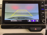 便利な3ビュー切り替え、ガイド線表示付きのバックカメラです。後退時、後方の視界をサポートします