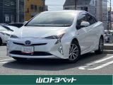 プリウスSセーフティ ホワイトパールクリスタルシャイン入荷しました☆