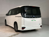 ご来店希望ございましたら、ご出発される時にお電話いただければ、その時点で在庫確認いたしまして、商談中でなければ向かっていただいている間、予約にしお待ちすることができますのでお気軽にご連絡ください。